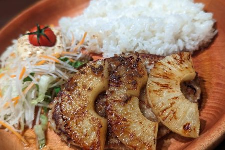 休日は基本的にずっと食べている